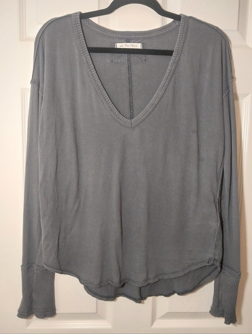 We The Free Women's Long Sleeve V-Neck Top - Gray Size M